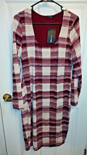 NEW Women's Burgundy and Cream plaid Dress size 1X by FASHION NOVA