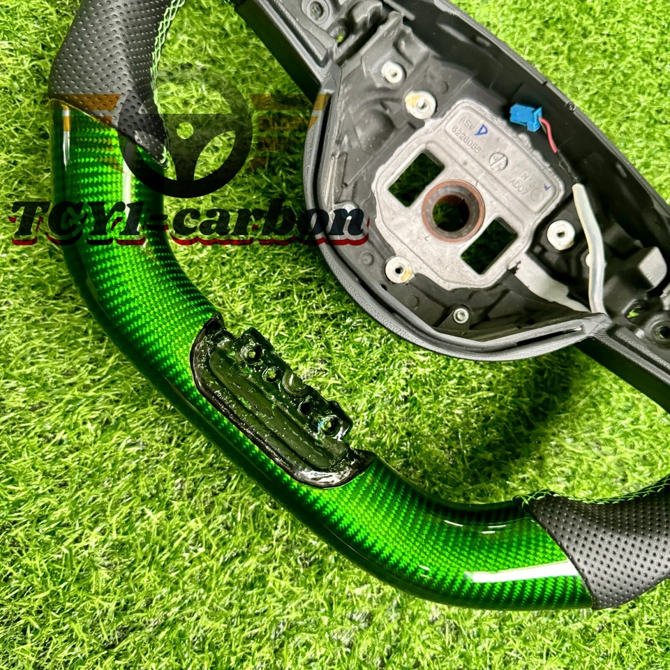 Volante de fibra de carbono verde para Mercedes-Benz AMG GT C43 C63 E63 S65 W205 Foto 4 de 4