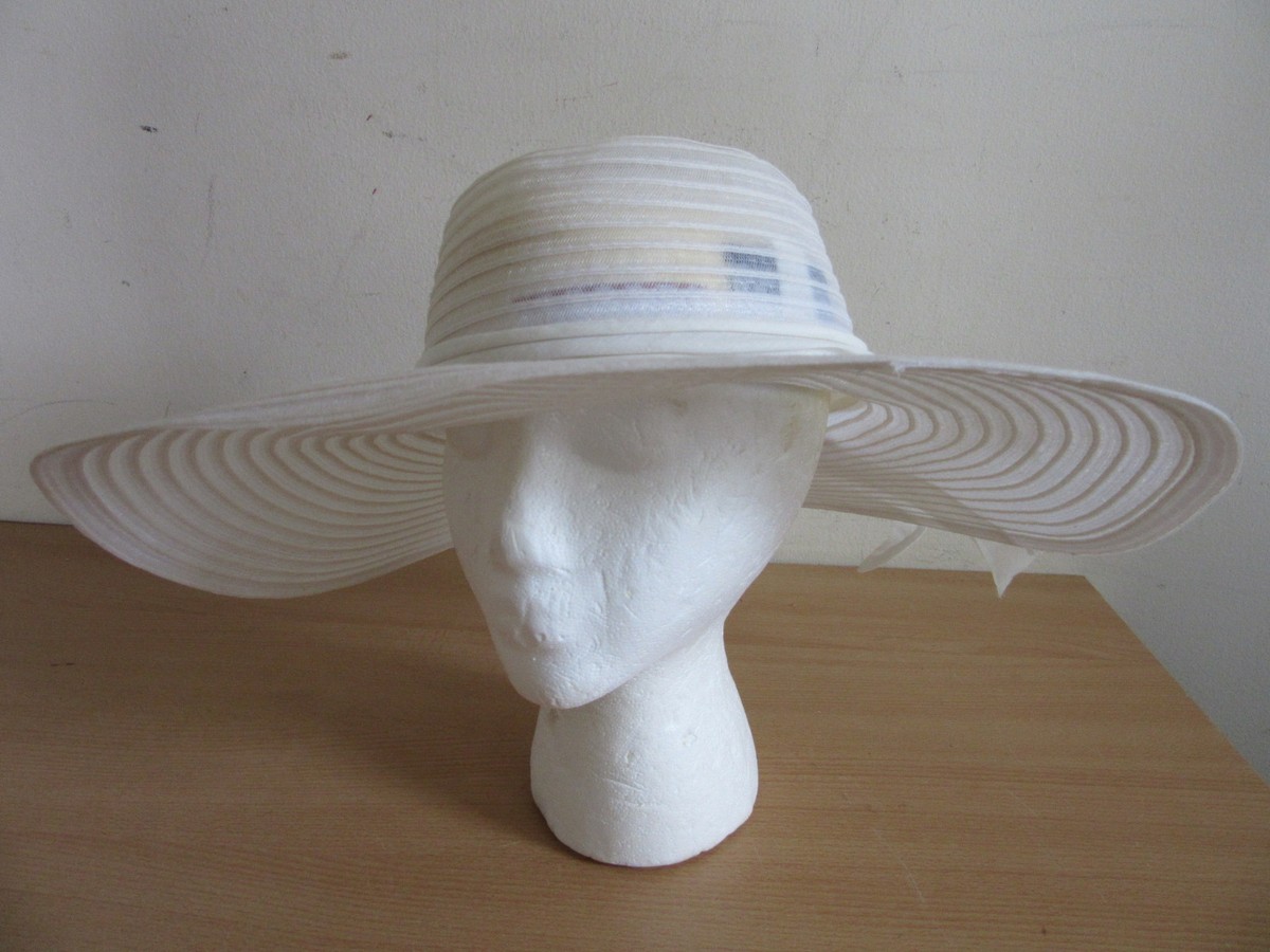 Vintage Plaza Suite by Betmar for Neiman Marcus womens  display picture 1