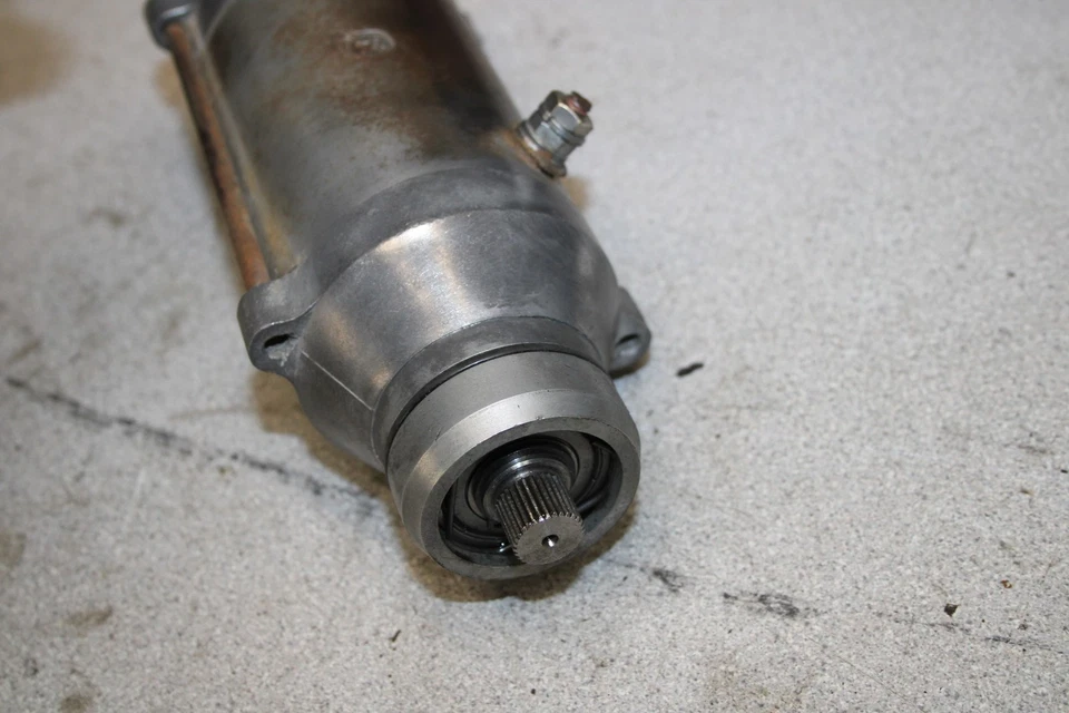 Honda CB500T 1975 motor arranque motor O10-4651.ue Foto 2 de 4