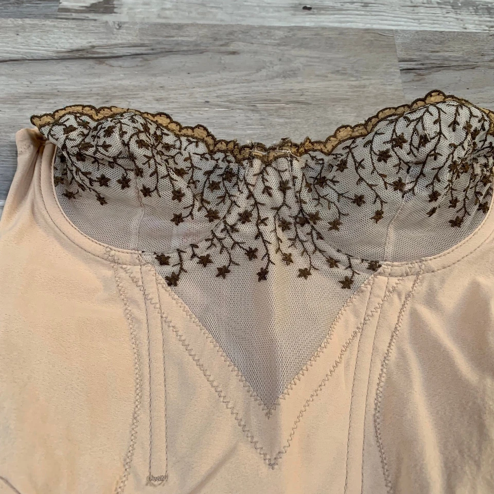 Body de malla transparente vintage de encaje melocotón bordado floral sin tirantes ropa moldeadora Foto 3 de 4