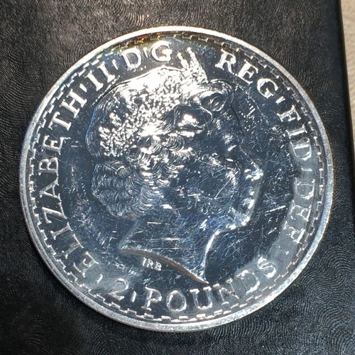 2013 Britannia 1oz Silver Bullion Coin WE COMBINE SHIPPING #R832