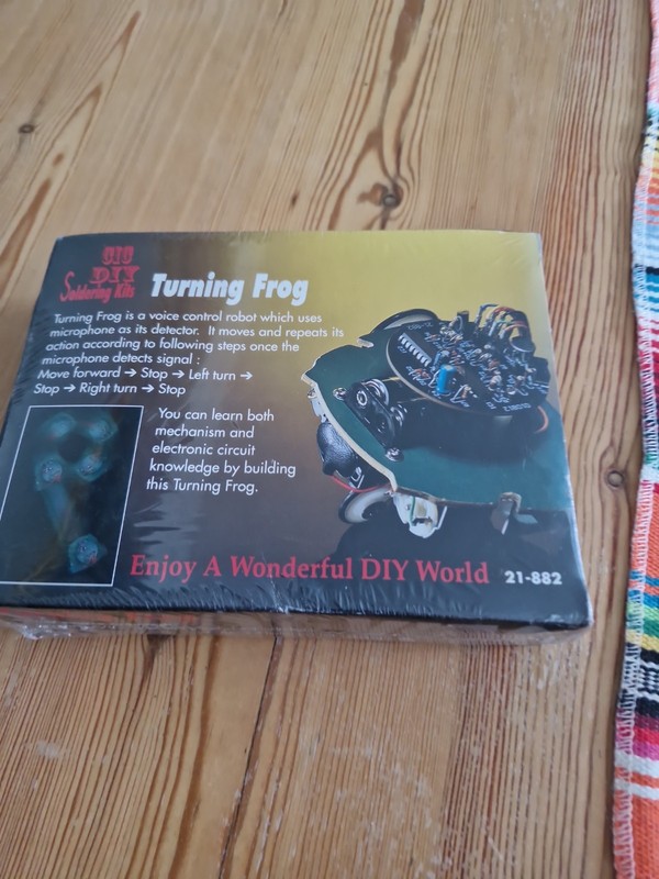 Turning Frog Kit Robotic Kit Noise Activated UK Seller