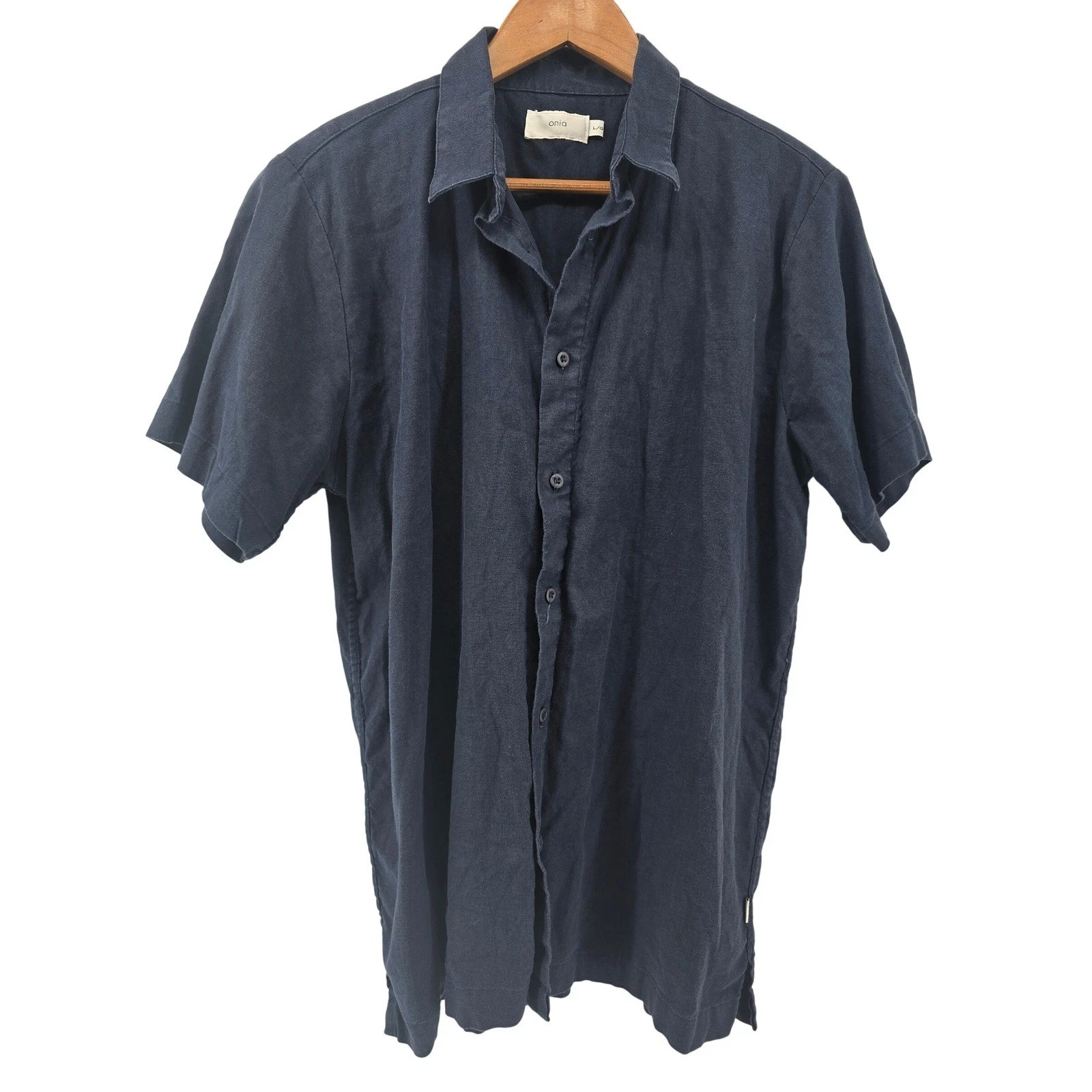 Onia Button Down Shirt Mens Large Navy Blue Linen Blend Short Sleeve Vacation
Opens in a new window