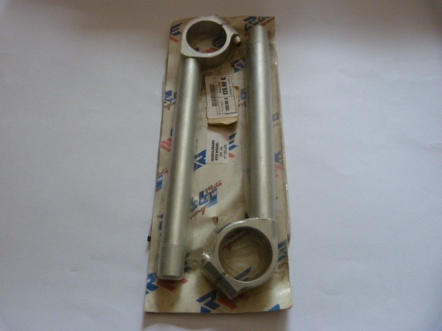 Demi guidons 46mm anti vibration inclinaison 5° pour Kawasaki ZRX