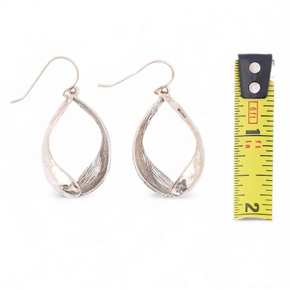 Sterling Silver 925 Twist Earrings Large Teardrop Hammered Finish Hook 8.63g - Image 4 of 4