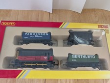 Hornby R2699 railroad pack