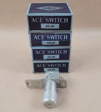 4 NEW OLD STOCK NOS GENUINE CULVER STEARNS AG-26 DIMMER SWITCHS 3 POLE