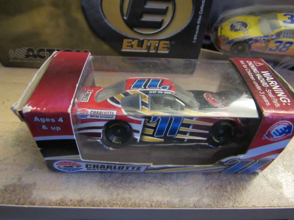 Lote Nascar Elliot Sadler, Cocoa Cola 600, Elite Sadler #38 Diecast 1:64 Foto 2 de 4
