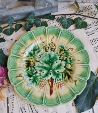 ANCIENNE ASSIETTE BARBOTINE DECOR DE FEUILLE SARREGUEMINES