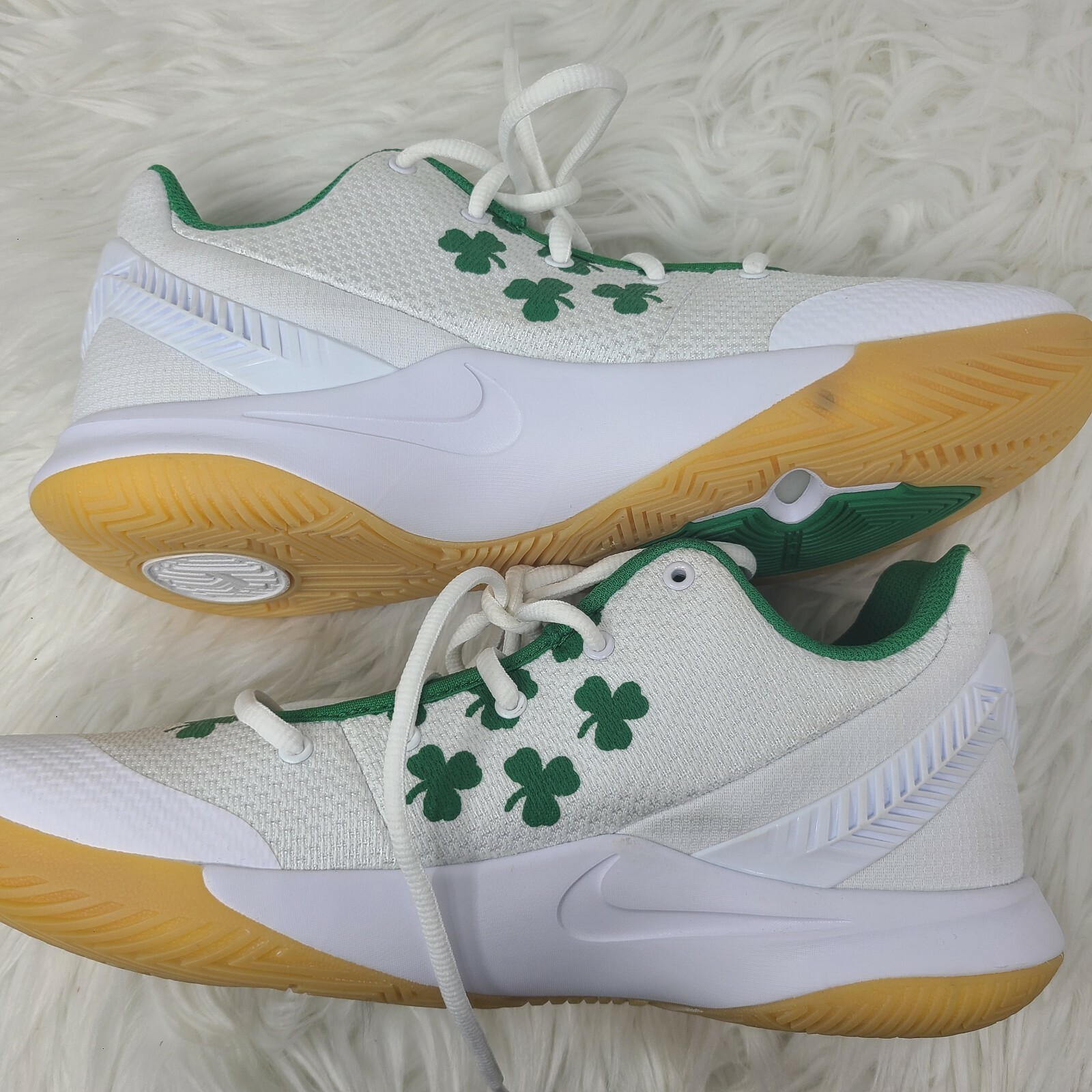 kyrie flytrap clover