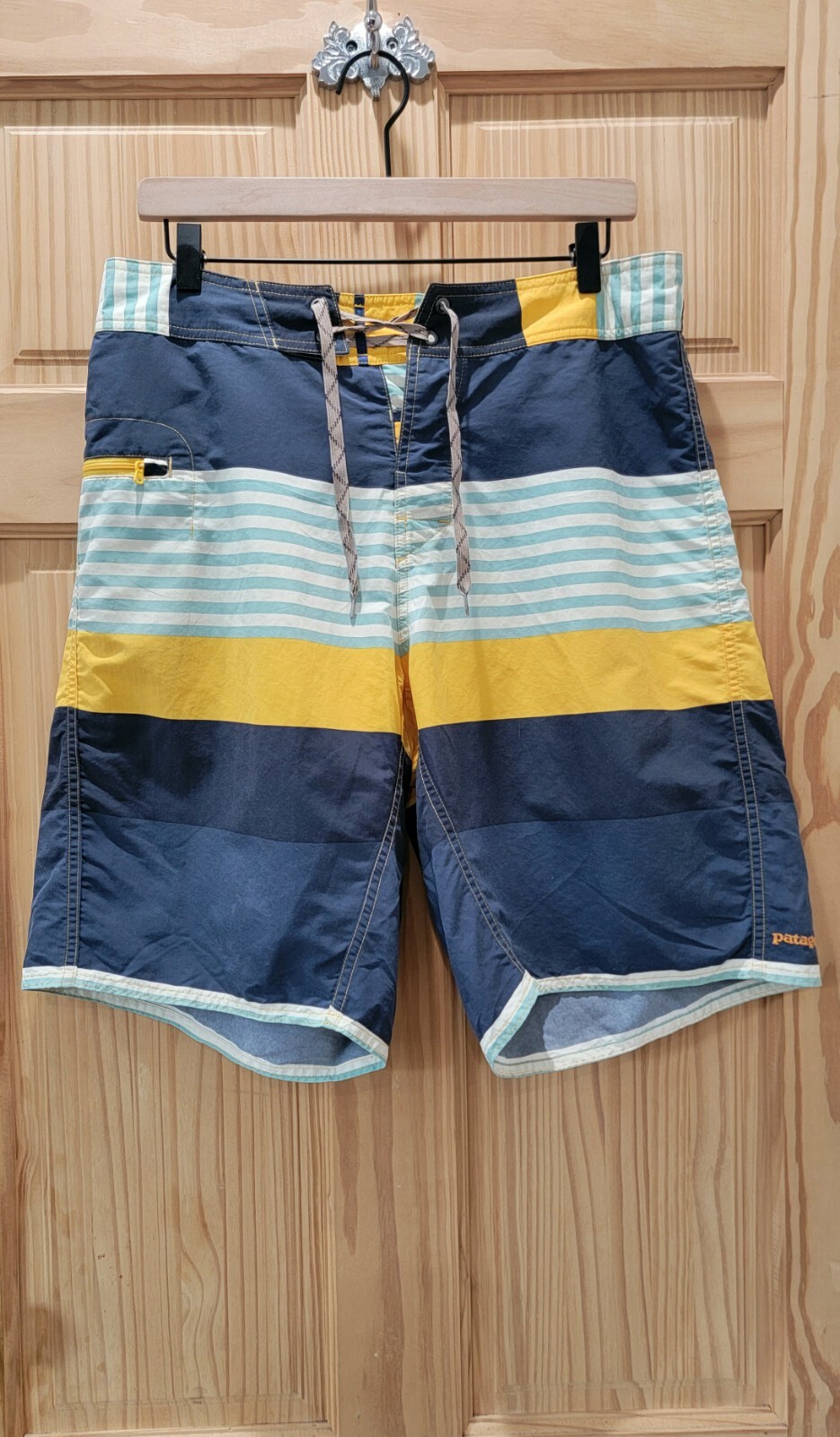 Patagonia Men's Nylon Stripe Swim Trunks Board Shorts… Gem