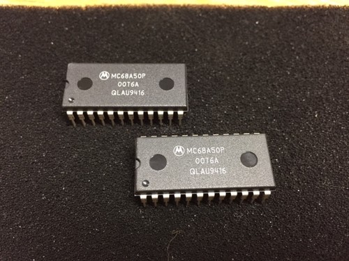 MC68A50P, Motorola Asynchronous Communications Interface Adapter DIP24 - Picture 2 of 4
