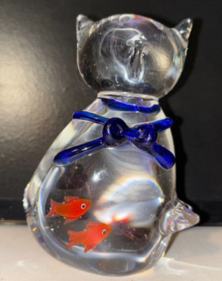Vintage Clear Glass Cat w/ Goldfish In Belly Paperweight Heavy 5'' Handblown