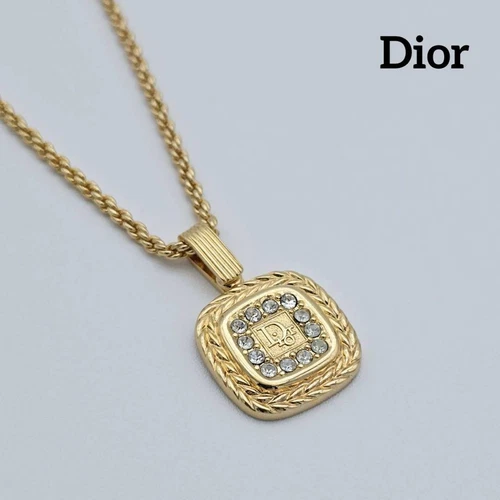 Collier Christian Dior pendentif carré strass trotteur doré chaîne 16,9"