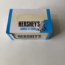 DELIVERY TOMORROW Hershey's Cookies 'N' Creme  24 x 15g BB 21/10/2026