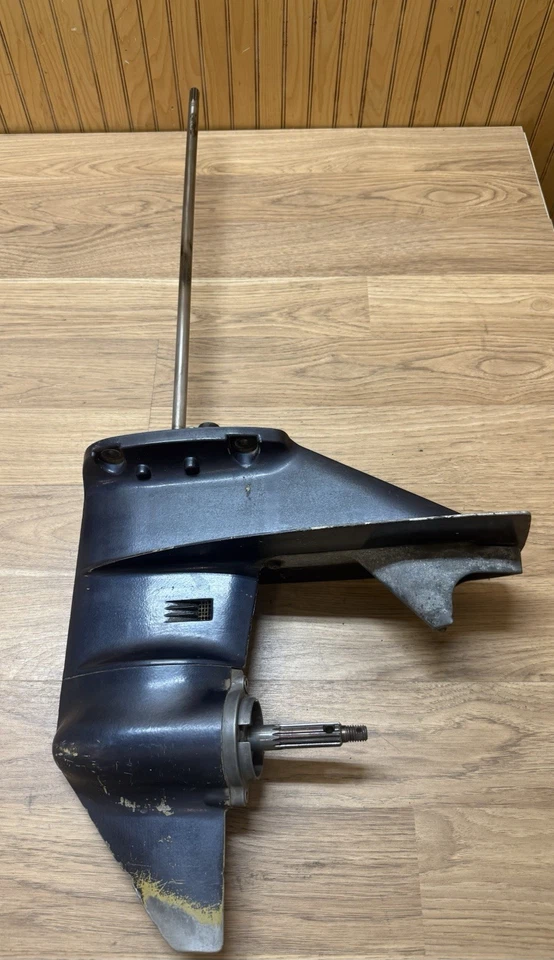 35 40 50 hp Chrysler Force Lower Unit  1984-1988 20” 10 spline drive shaft - Image 4 of 4