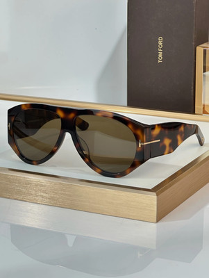 TOM FORD Bronson TF1044 Unisex Sunglasses 60 12-140