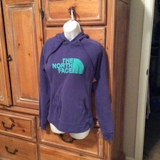 North Face Pullover Sweatshirt Size Small NB