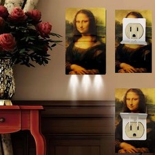 Outlet Nightlight Cover Mona Lisa With Safety Plug
