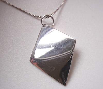Diamantförmiger hochreflektierender 925 Sterling Silber Anhänger