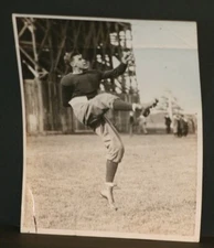 1912 Jesse Spalding, Yale Football Captain. Punting Form, Paul Thompson Photo 