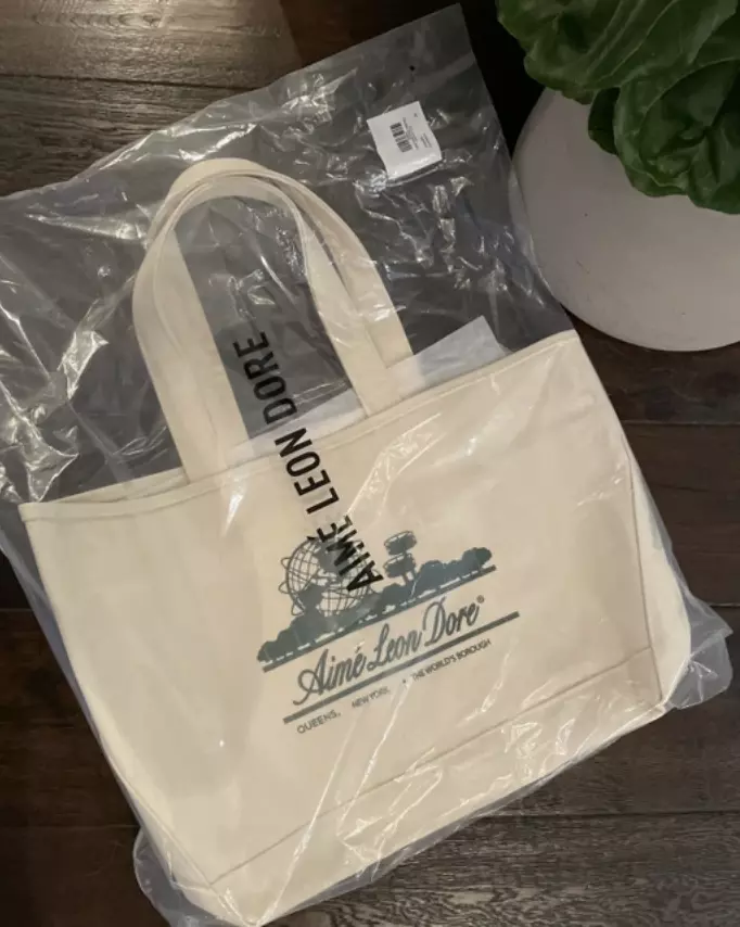 Aime Leon Dore / ALD oversized tote bag unisphere