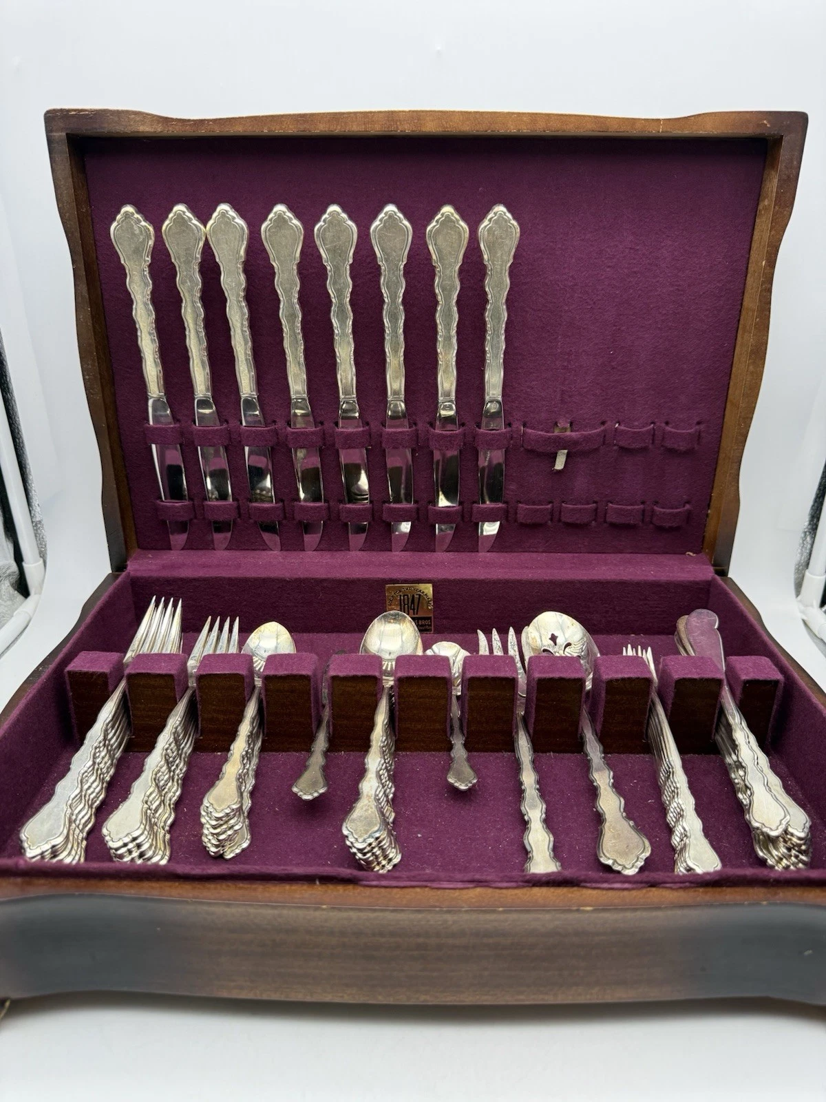 Oneida Community Duet Flatware Set 60 Pieces Set & Wooden Case
Opens in a new window or tab