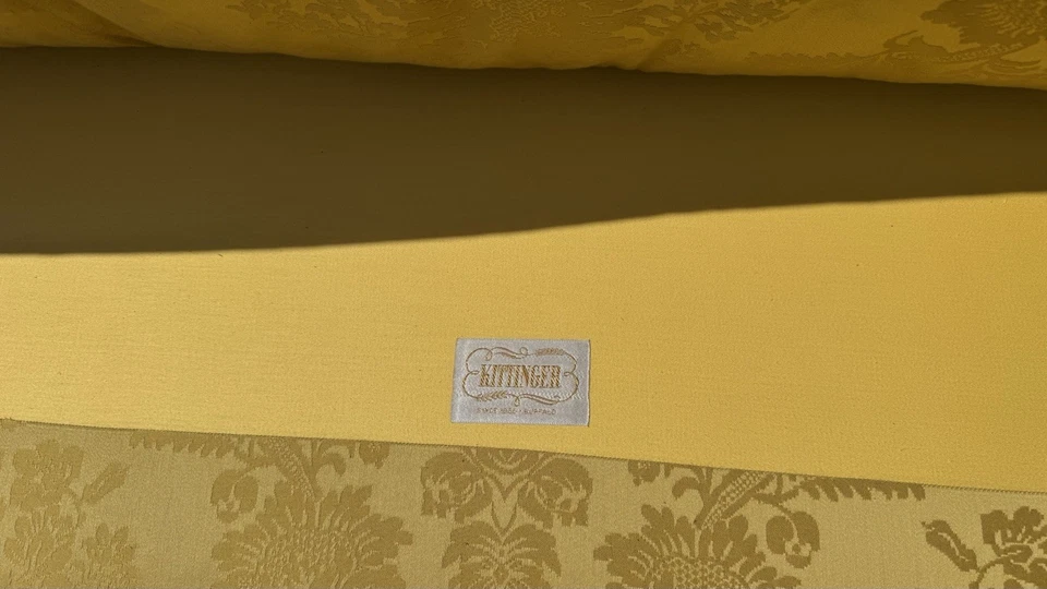 Sofá amarillo Kittinger vintage, sofá trasero caoba camoba estilo Chippendale Foto 2 de 4