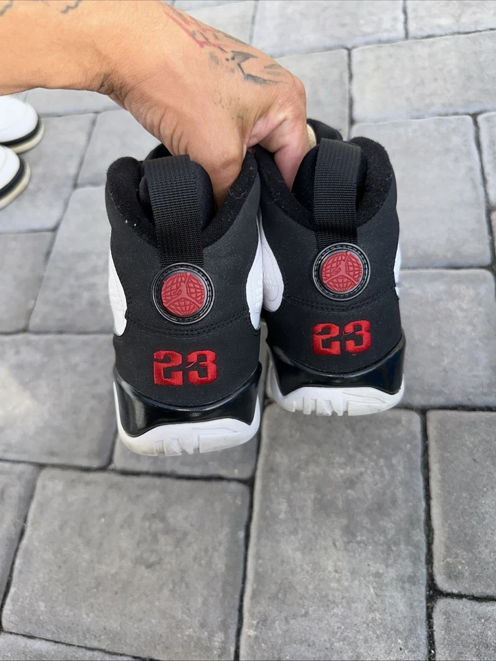 Jordan 9 Retro Negro Blanco Rojo Talla 7.5 Foto 4 de 4