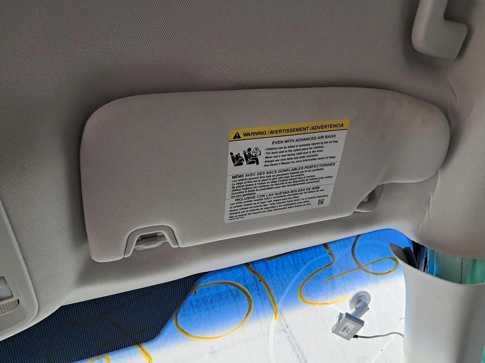 Parasol derecho usado se adapta a: Ford Edge 2016 iluminado sin techo corredizo grado A derecho Foto 2 de 4