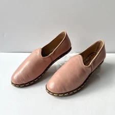 Sabah Pink Leather Slip On flat Loafers Size 39/7.5-8 US