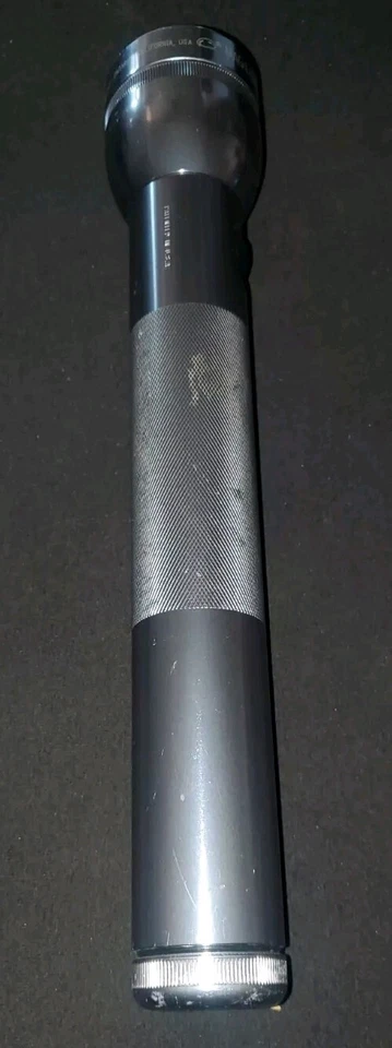 *RARO* Linterna LED de Actualización Mag-Lite Celda 3D Peltre De Colección  Foto 2 de 4