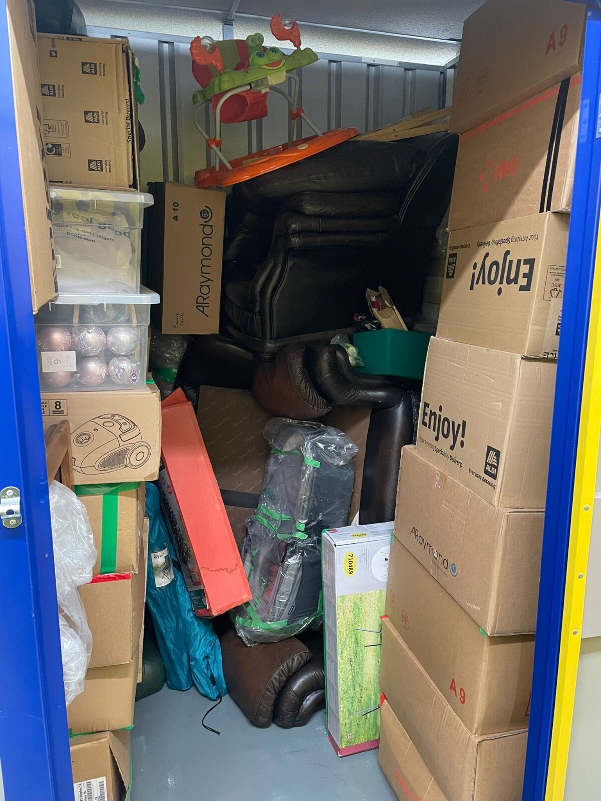 Abandoned Storage Unit Leeds York Road LS98SY Lot 4054 eBay