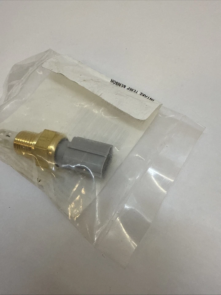 Omix-Ada | 17221.02 | Sensor de temperatura de carga de aire Foto 3 de 4