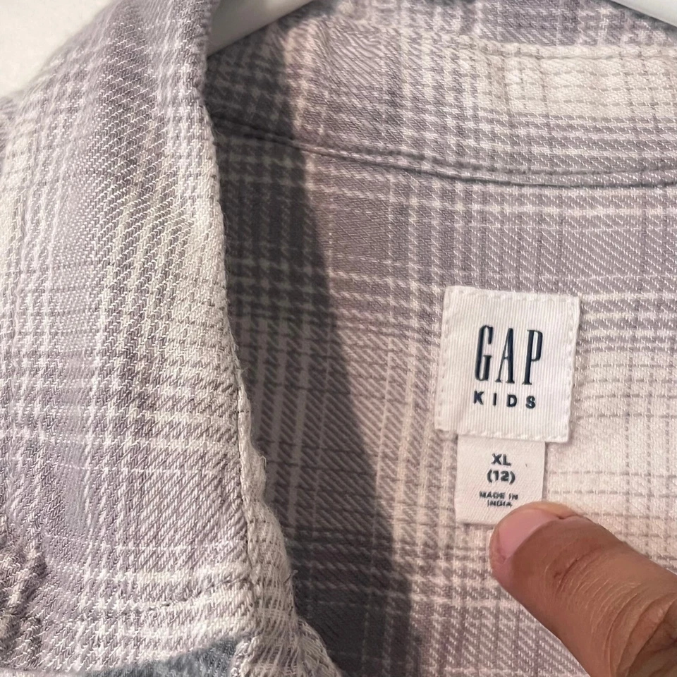Gap Girls Kids Flannel Shirt Size XL (12) Grey Plaid Long Sleeve Viscose - Image 2 of 4