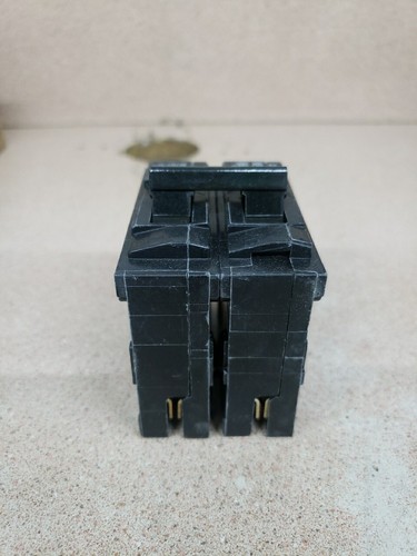 1) New! Siemens Q250 50-Amp 2 Pole 240-Volt Circuit Breaker - Picture 4 of 5