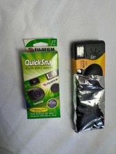 2 vintage SINGLE USE CAMERAS Fuji QuickSnap 2007 Kodak Max 2004 disposable 4C2 