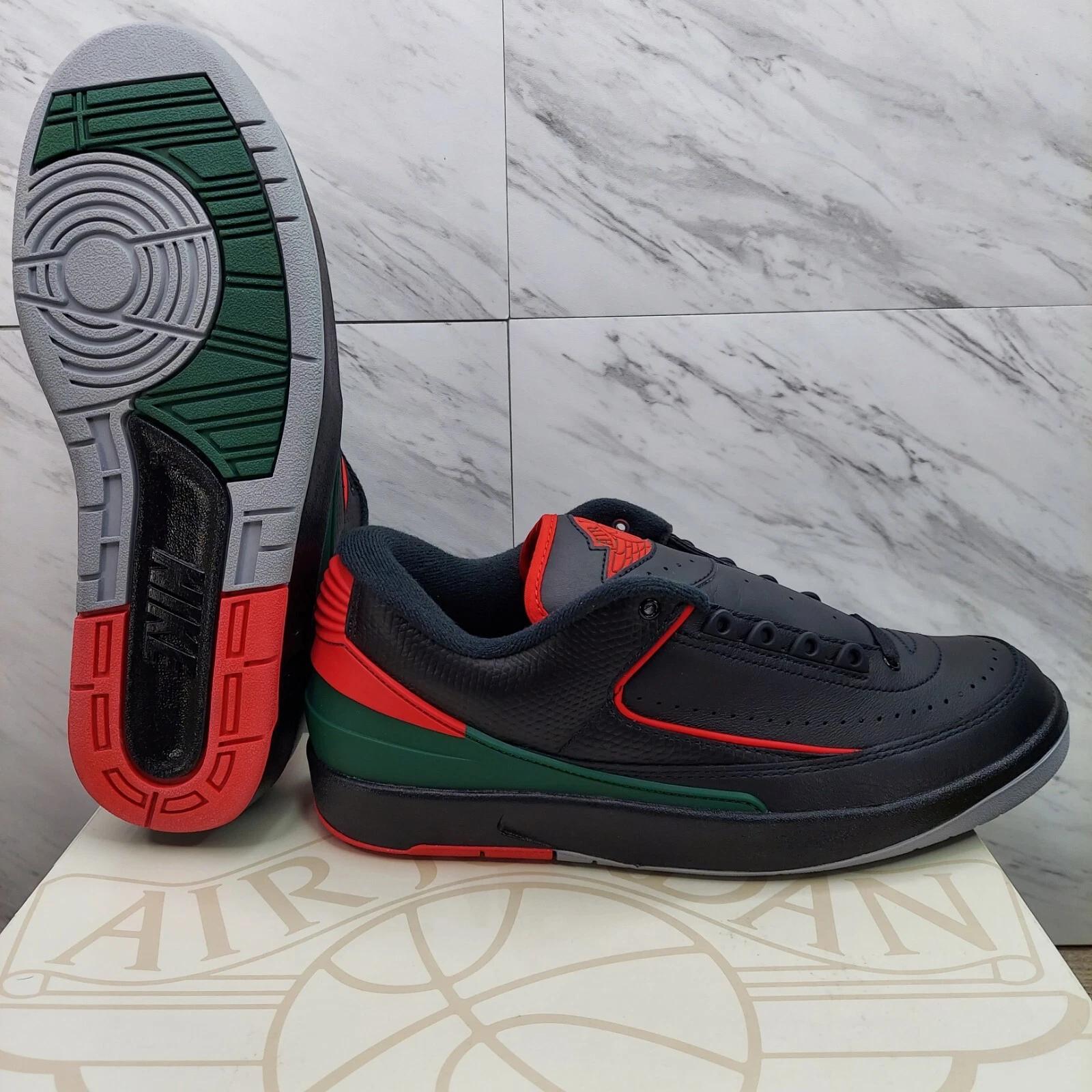 Chaussures basses rétro Nike Air Jordan 2 Noël Gucci couleur noir vert rouge homme 10,5