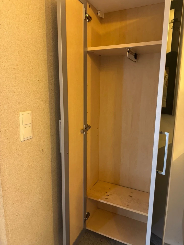 Flurgarderobe Mit Glasfront - Bild 3 von 4