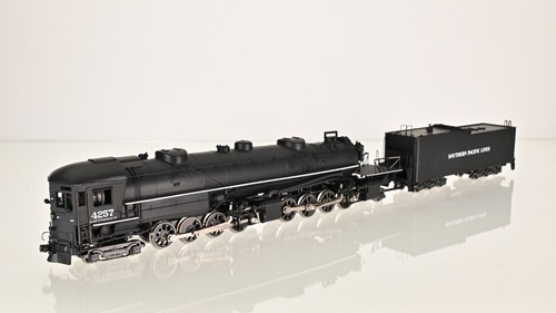 Rivarossi 4-8-8-2 AC-11 Cab Forward Southern Pacific 4257 HO scale | Zustand: Used