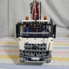 LEGO TECHNIC: Mercedes-Benz Arocs 3245 (42043) Rare, Functioning