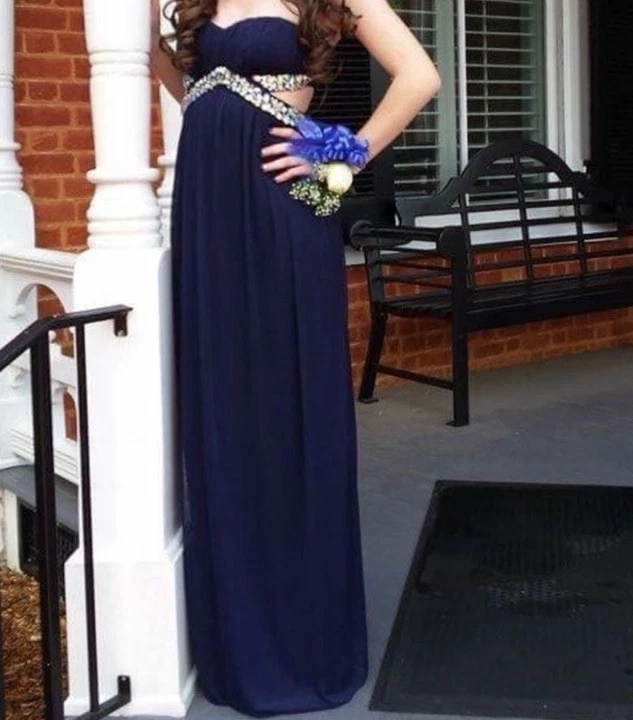 Trixxi Navy Strapless Prom/Formal Dress With Rhinestone Size Small - Image 2 of 4