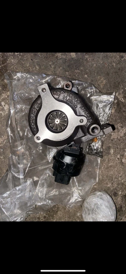 AUDI A4 B8/ 8K 2007 -2011 TURBO CHARGER 53031015065B     - Image 2 of 2