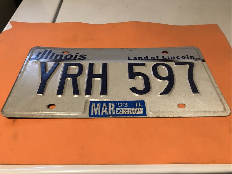 EXPIRED ILLINOIS LICENSE PLATE LAND OF LINCOLN RANDOM LETTERS/NUMBERS NICE! GUC!