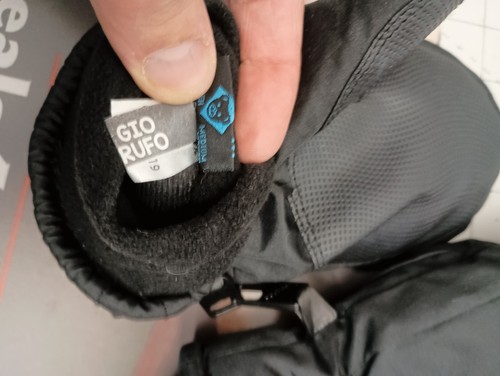 Gordini Kid's Medium Waterproof Insulated Mittens Excellent Pre Owned Condition - Picture 7 of 9