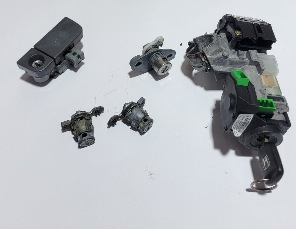 05 HONDA ELEMENT IGNITION CYLINDER DOOR LOCK SET KEY SWITCH HATCH GLOVE