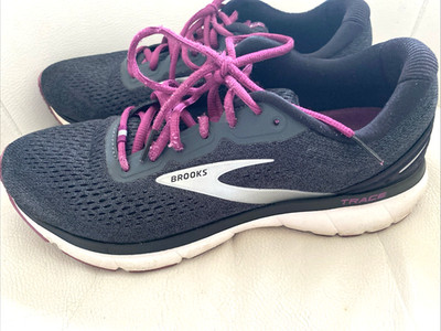 Brooks Trace 1 Womens Size 9 1/2  Black Purple Running Sneaker Shoes 1203511B021