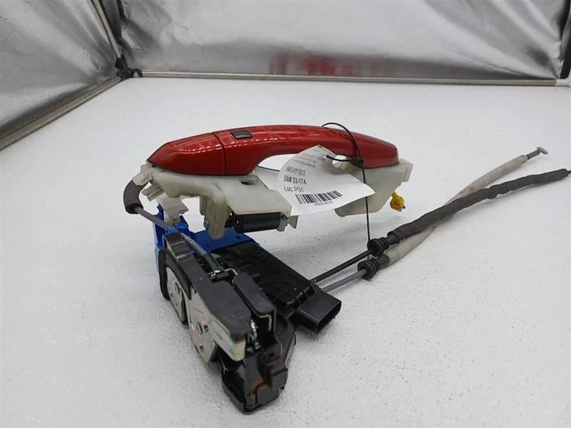 Hyundai Elantra 2017 actuador de bloqueo de puerta delantera lado pasajero derecho OEM Foto 2 de 4