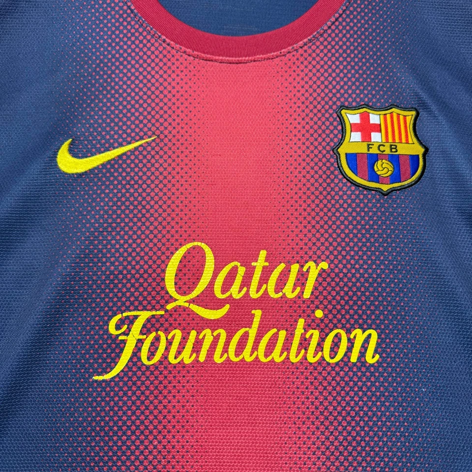 Nike Dri Fit Lionel Messi #10 FC Barcelona Home World Cup Soccer Jersey - Medium - Image 3 of 4